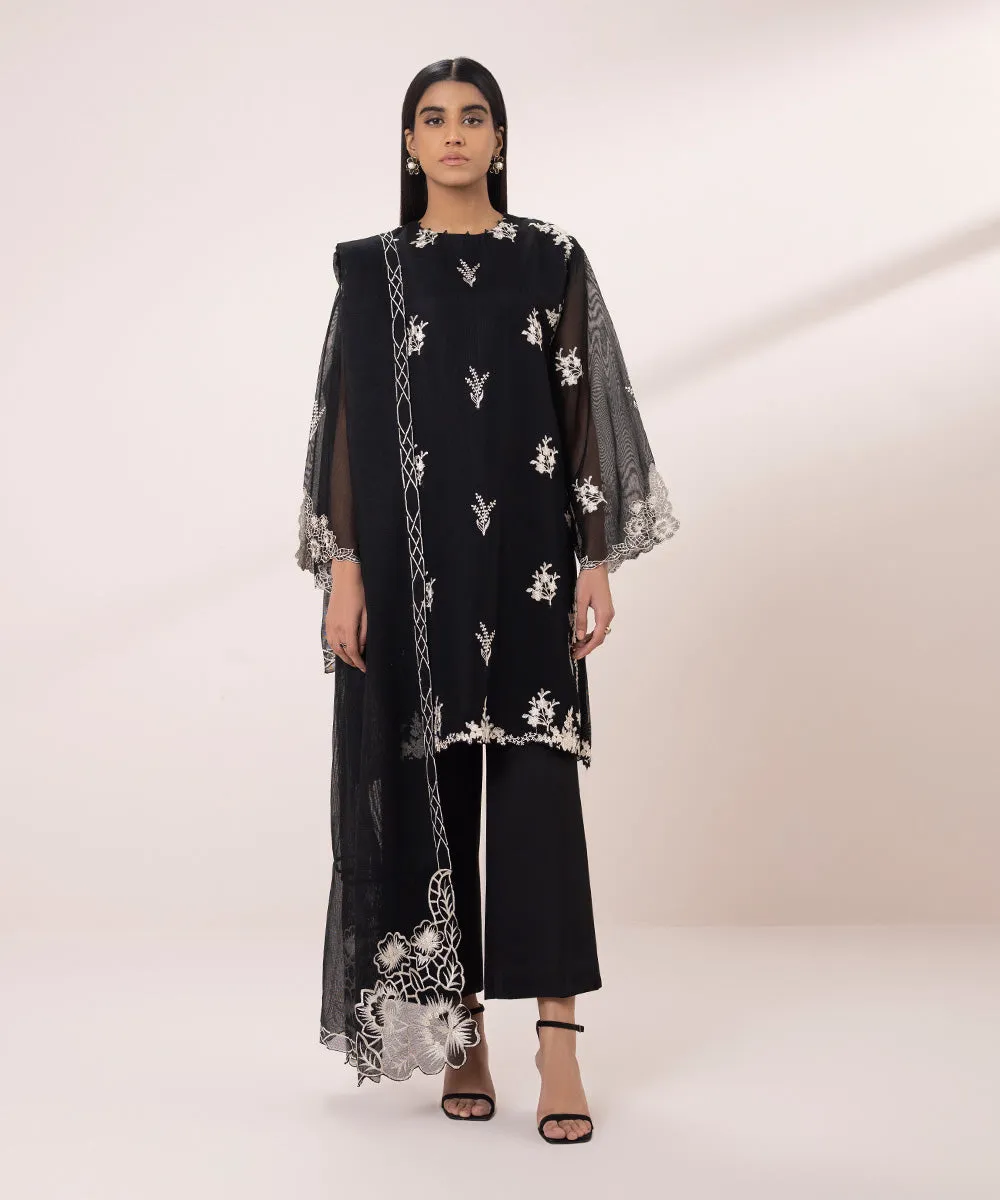 3 Piece - Embroidered Khaddi Net Suit