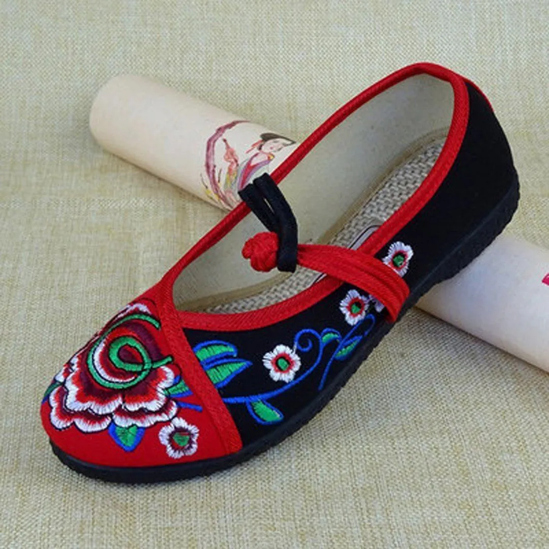 Babakud Embroidery Casual Cloth Shoes With Belts