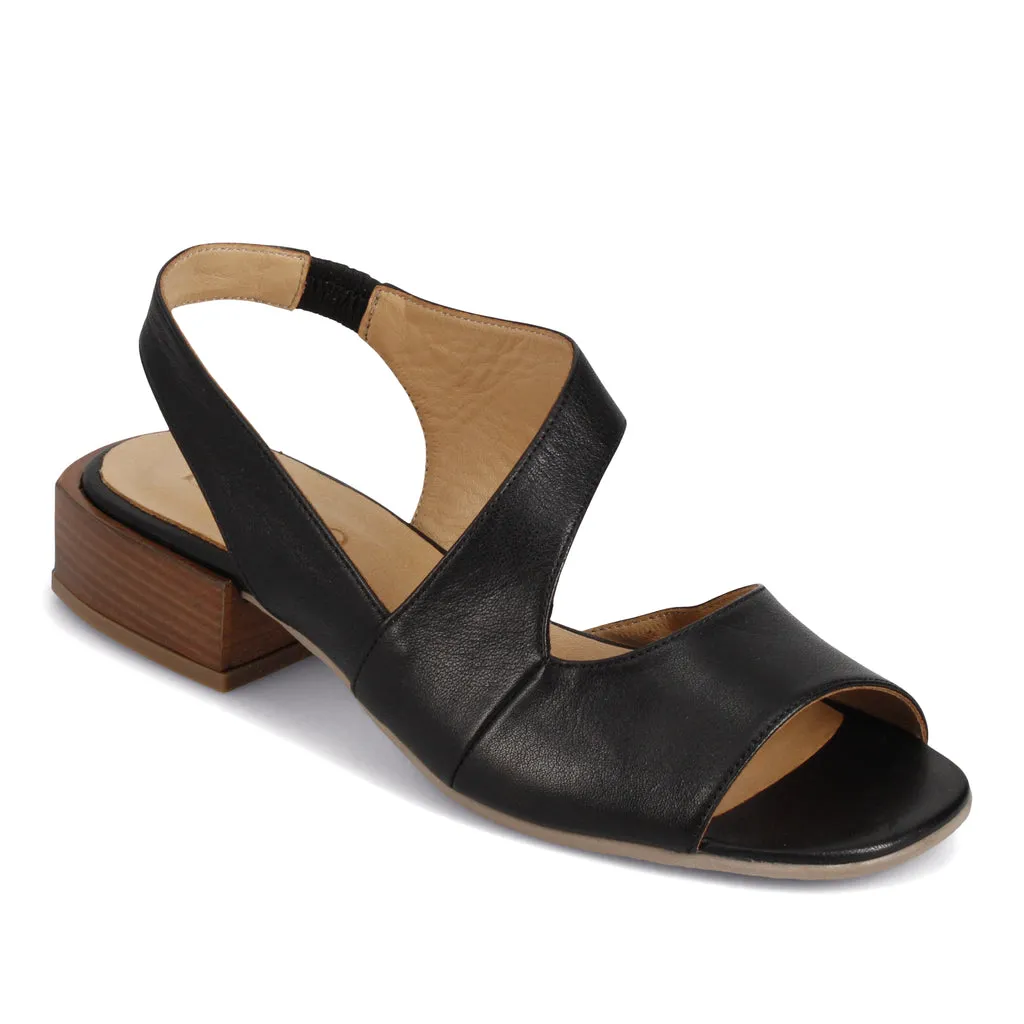 Bueno - Women's Gina Black Sandals