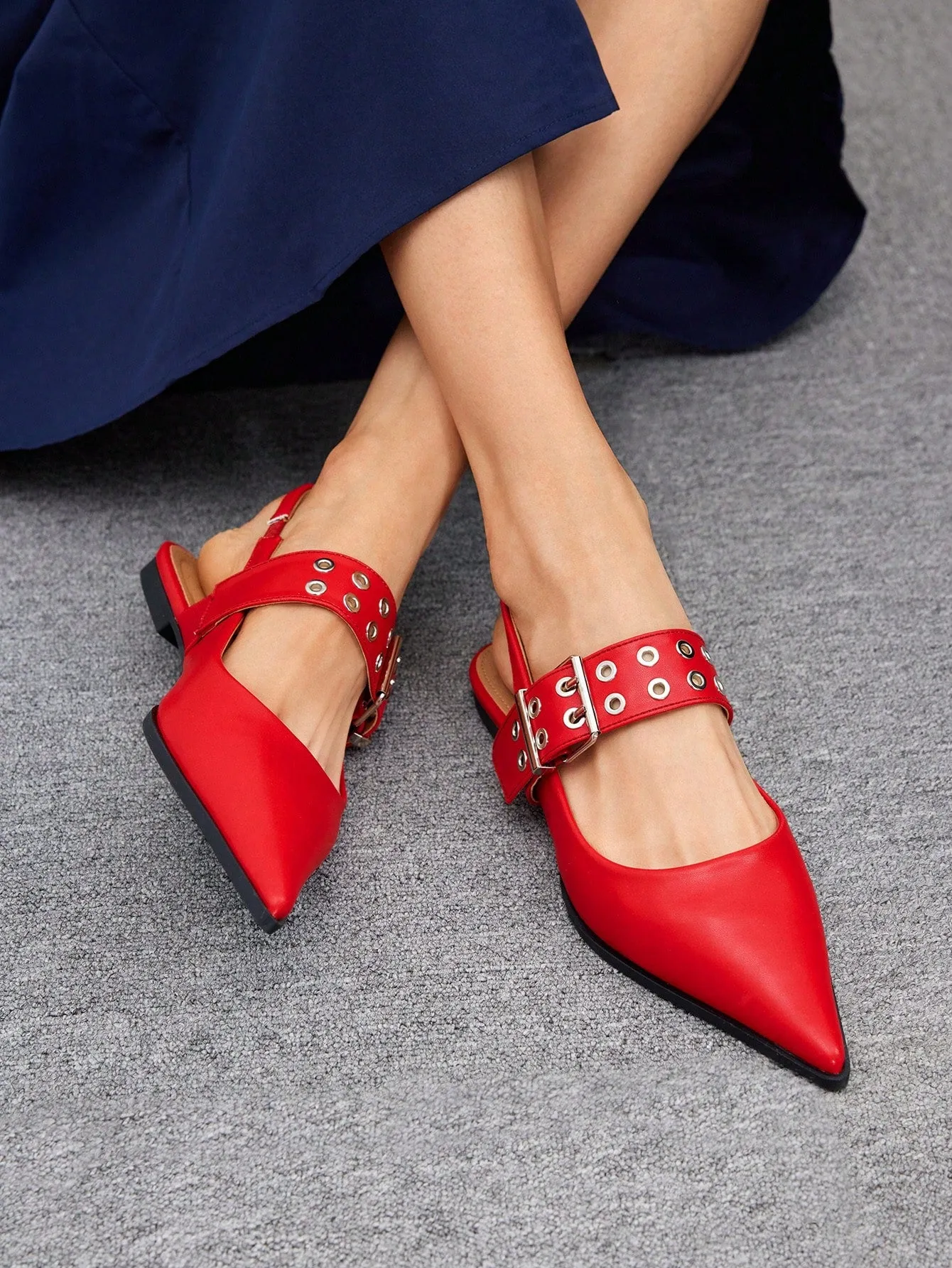 CUCCOO BIZCHIC Fashionable Red Pointed Toe Buckled Backless Flat Shoes For Women