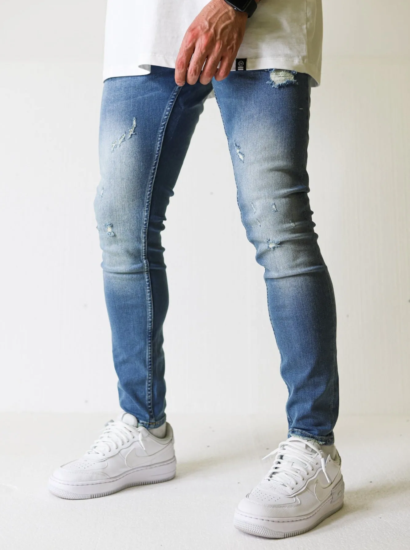 Premium Spray Slightly Ripped Denim