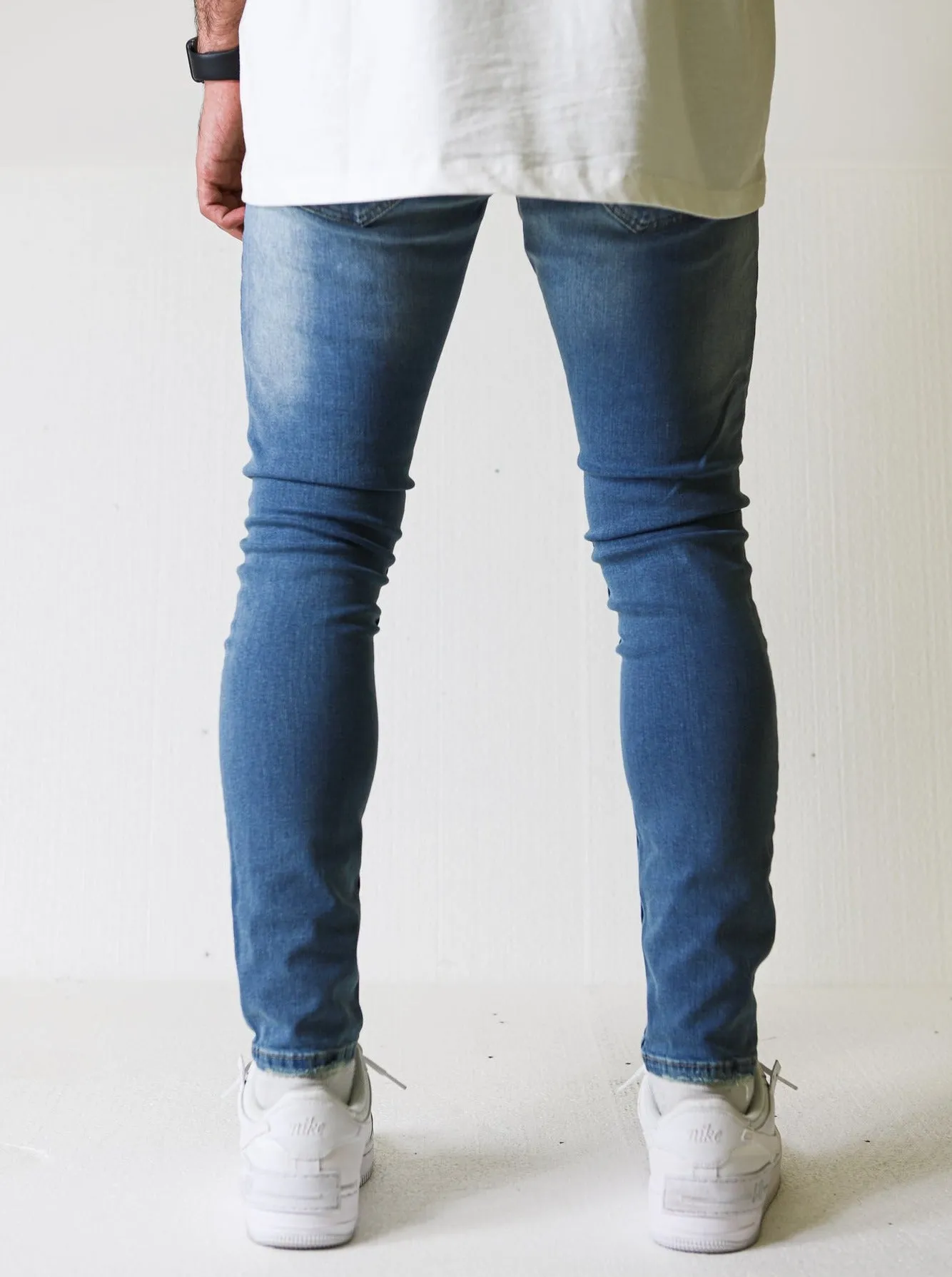 Premium Spray Slightly Ripped Denim