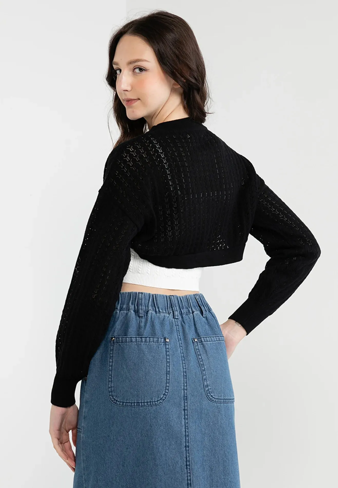 VOIR JEANS Drop Shoulder Super Crop Knit Top